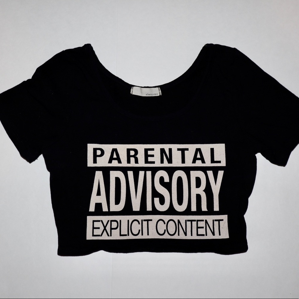Vintage small crop top shirt black with off white letters